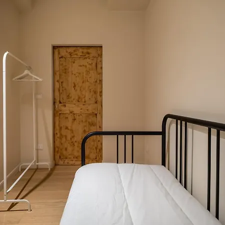 Appartamento Di Design-Nel Quartiere Saragozza 公寓