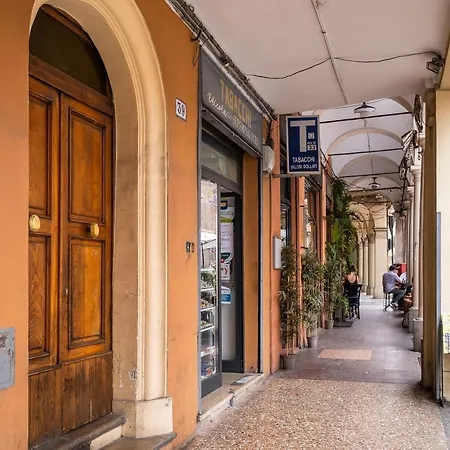 Appartamento Di Design-Nel Quartiere Saragozza Bologna